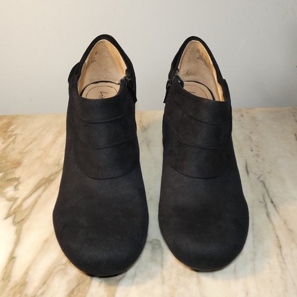 Sleek and a bit Sexy LifeStride Corie Shootie (shoe bootie)sz11 black  3" heel - Picture 5 of 11